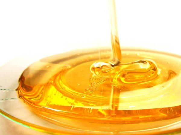 Очень эффективны лечебные компрессы с медом  и картофелем