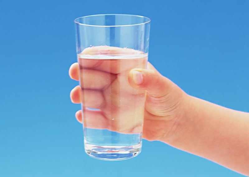 Сколько пить воды в день при гипертонии