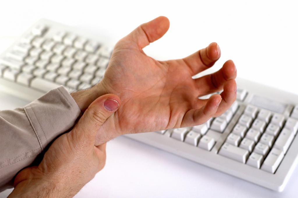 Причины онемения пальцев
