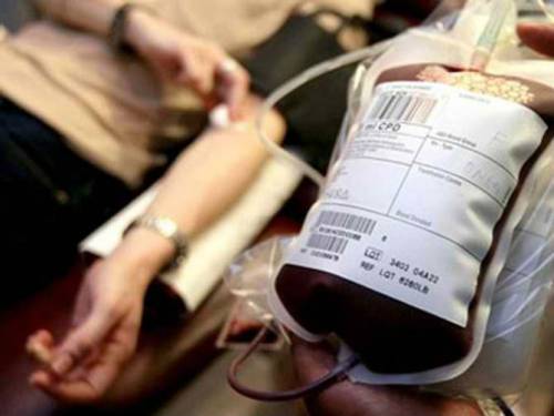 Пакет с донорской кровью