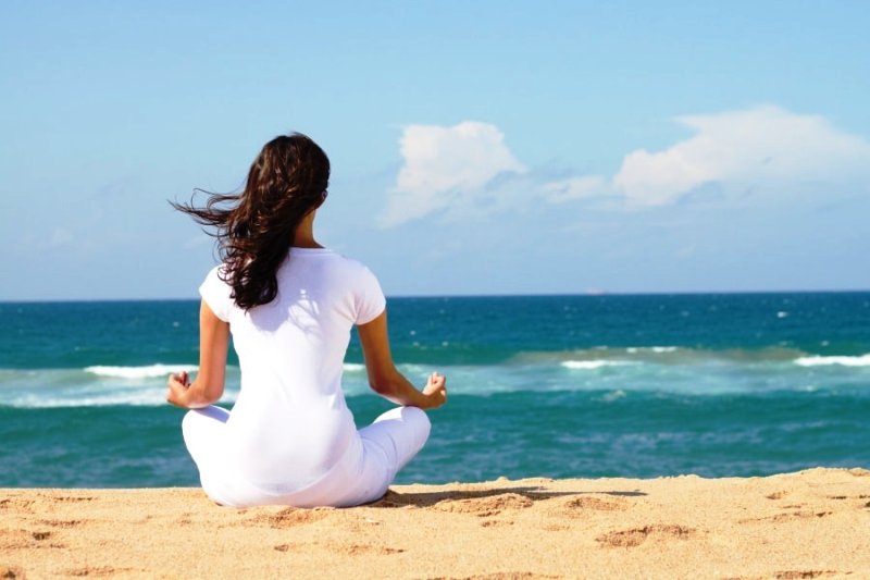 Медитация на берегу моря 