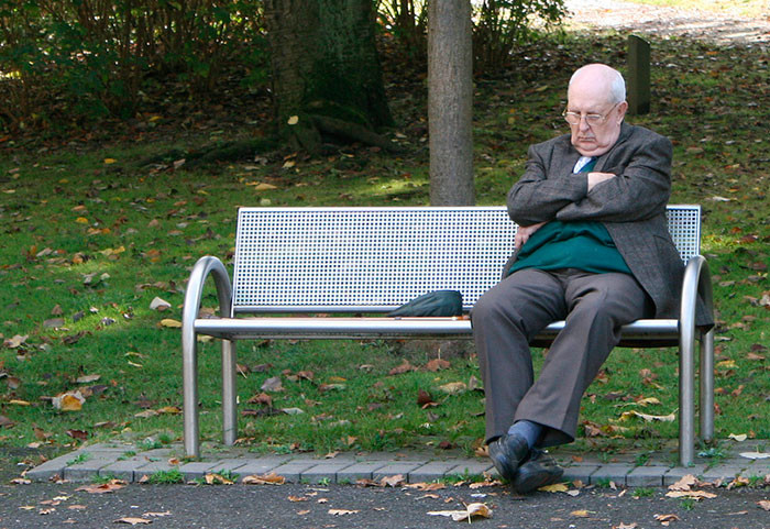 Быстрая утомляемость у пожилых людей - как бороться с недугом