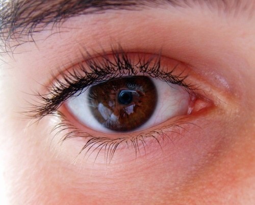 Как определить глазное давление